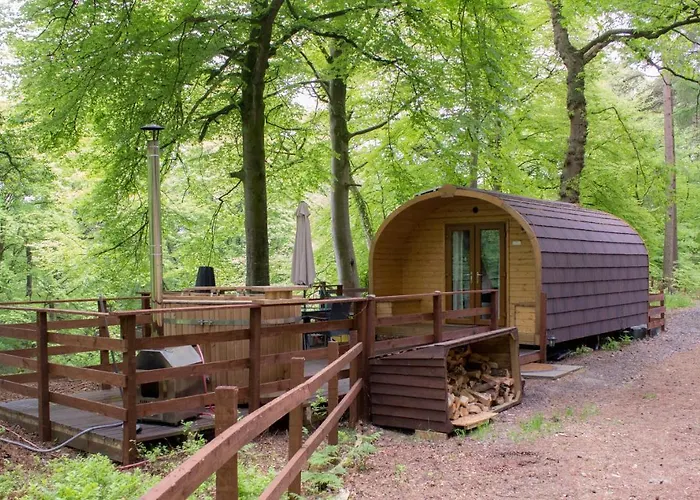 Broomhills Farm River Eco Pods