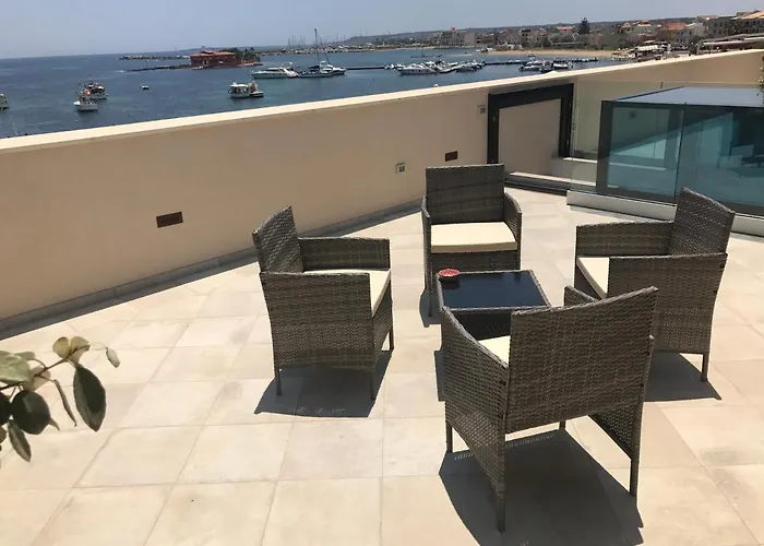 Toremare Suite