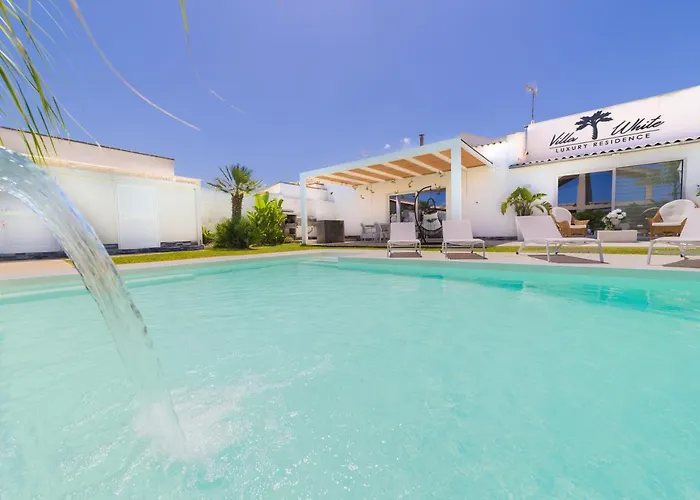 Villa White Luxury Residence