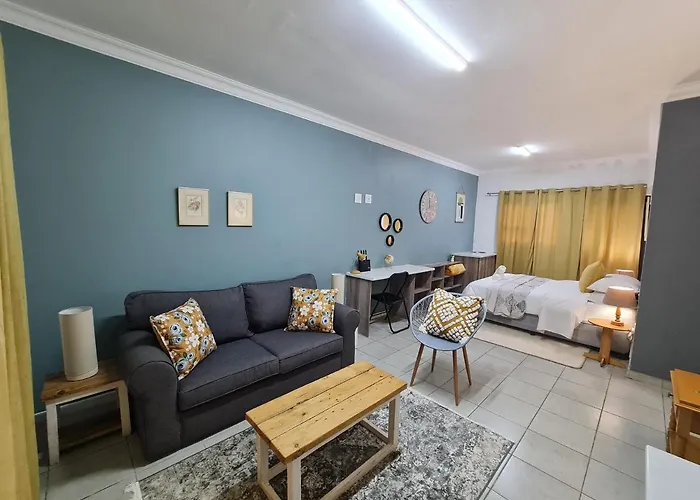 Vacation rental: The Hide On 78