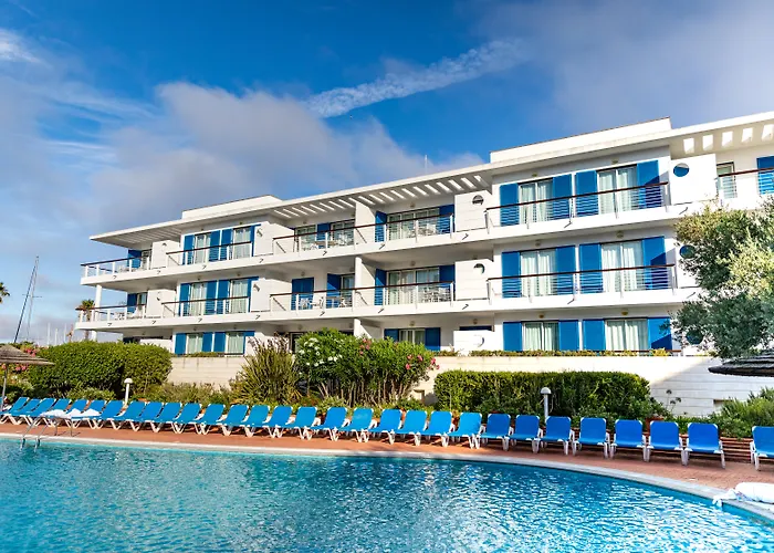 Family Hotel: Marina Club Lagos Resort