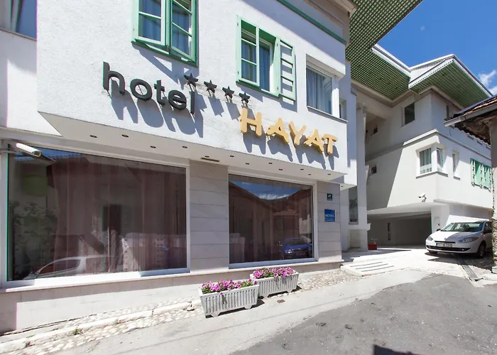 Romantic hotel: Hotel Hayat
