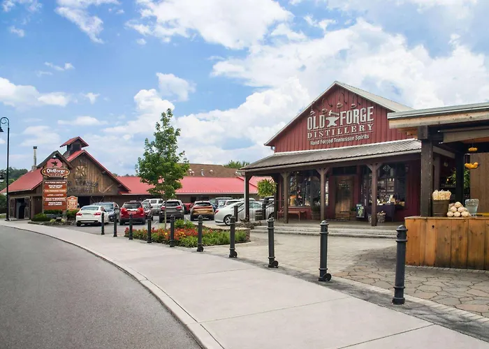 Best Selfcatering Ramada By Wyndham Pigeon Forge North