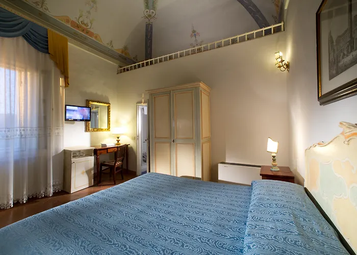 Hotel sulla spiaggia: Hotel Palazzo di Valli