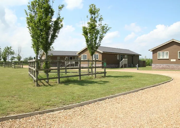 Waterside Lodges Cambridge