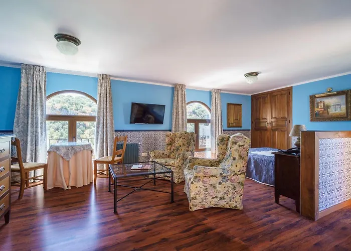 Hotel de 3 estrellas: Hotel Rural Albamanjon