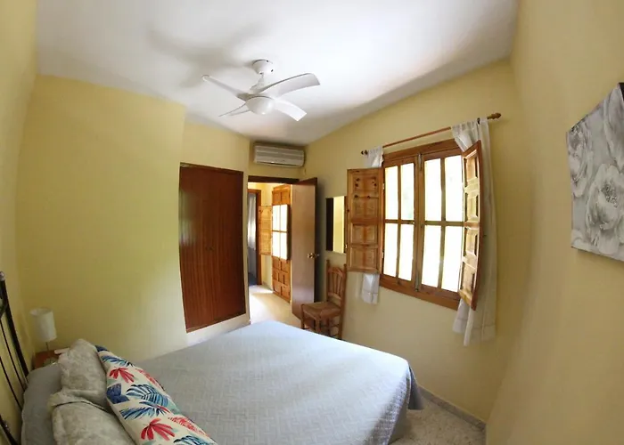 Hotel cerca del colegio: Casa Chica