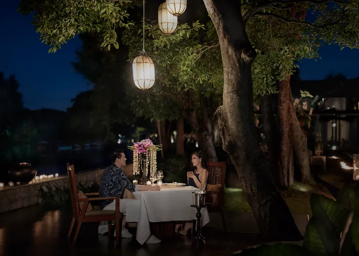 Luxury hotel only: Anantara Chiang Mai Resort