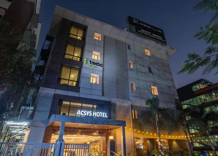Hotel near College: Treebo Acsys, Gachibowli