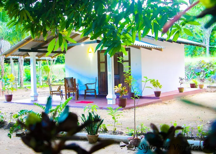 Hotels With Four Stars Sigiriya Free View Tree House & Villa