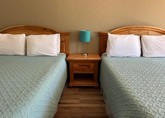 Motels Sunset Inn And Suites