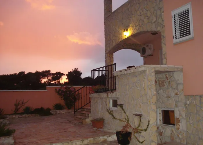 s Villa Orange