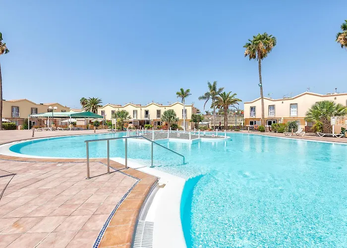 BUNGALOW en CAMPO INTERNACIONAL