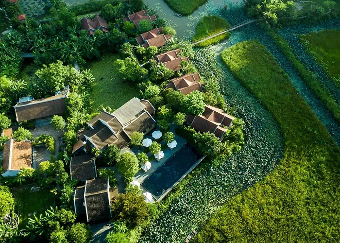 Nham Village