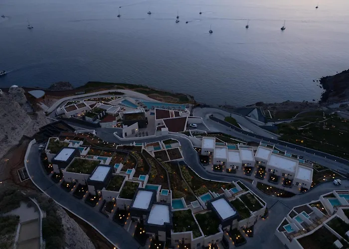 Luxury hotel only: Santo Mine Oia Suites