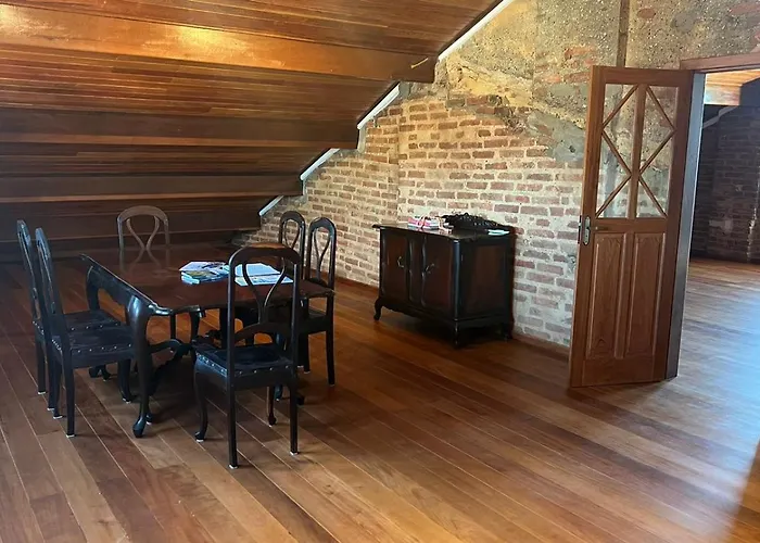 Vila Casarão - Casa de Hóspedes