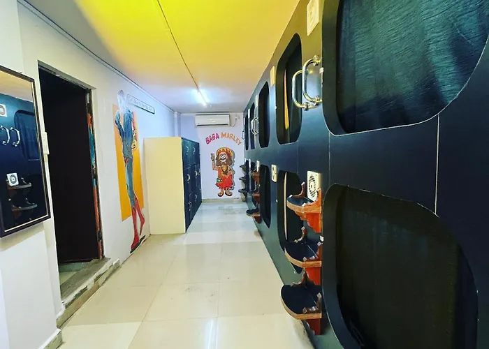 Madsquad Hostel Dorms & Rooms