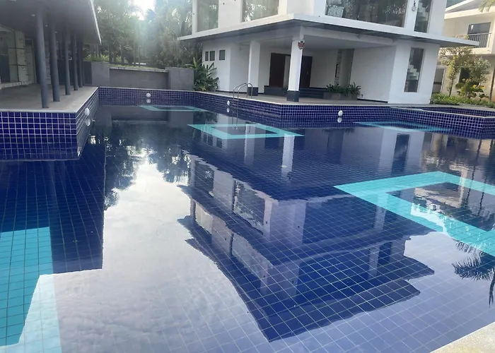 The Rusticvibe-Villa With Garden 30 Km Frm Ecity