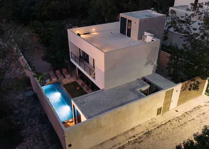 Casa Aguacate
