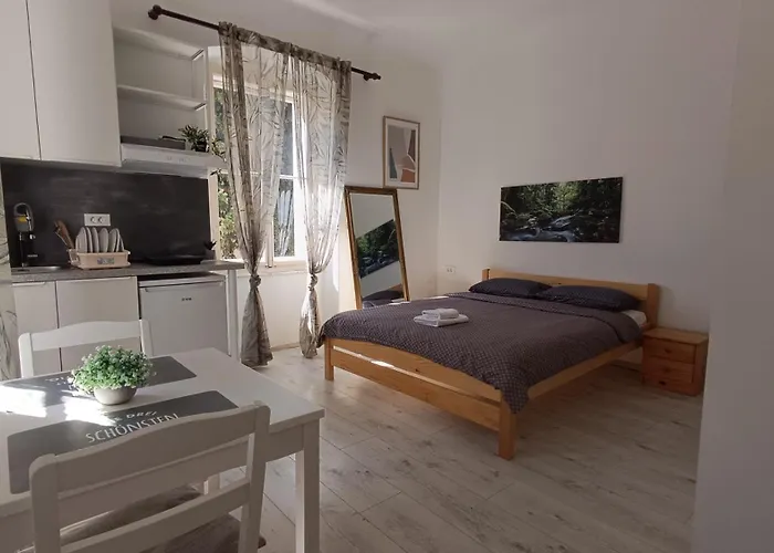 3 SterneHotel San Eleuterio Guesthouse