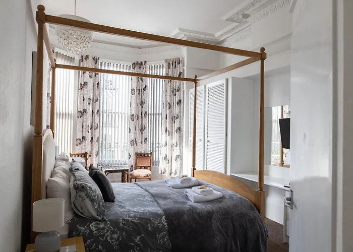 Pension Guide Carlton House Scarborough