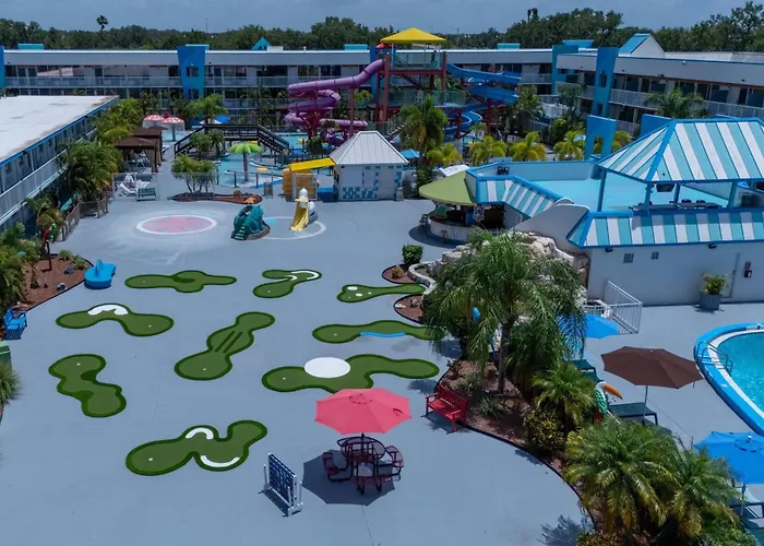 Motel: Ramada By Wyndham Flamingo Water Park