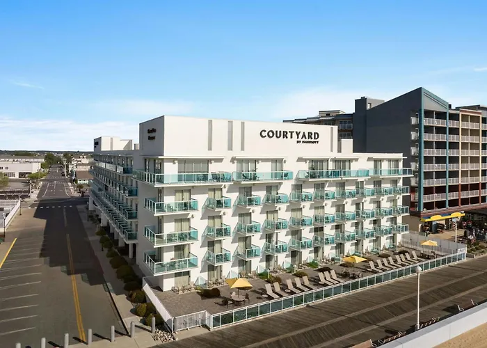 Courtyard By Marriott Oceanfront