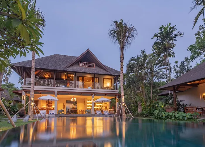 Asmara Cemagi - Luxury Fully Staffed Villa, Sunset & Beach Near Canggu