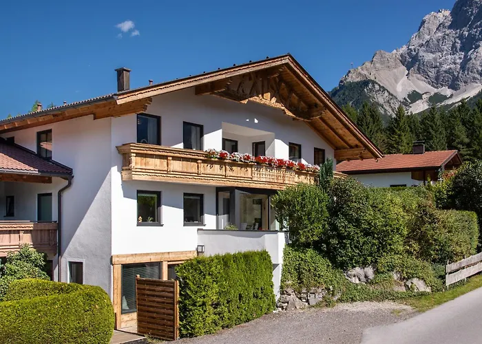 Ferienvermietung: Alpen Appartements Marlene