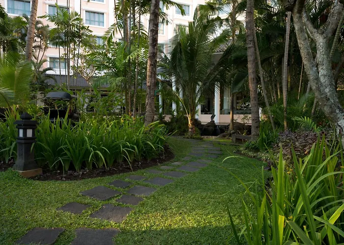 Resorts Guide Melia Purosani Yogyakarta
