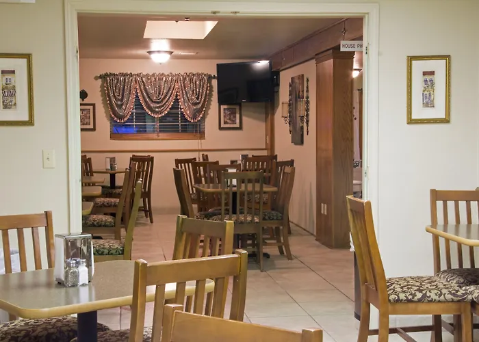 All American Inn & Suites