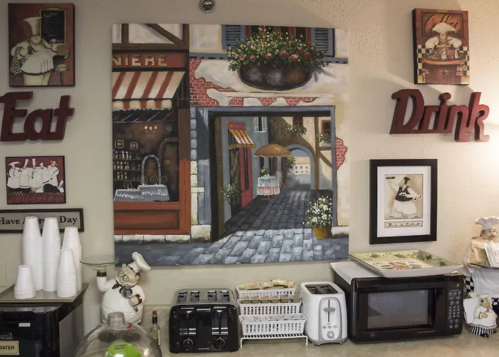 All American Inn & Suites