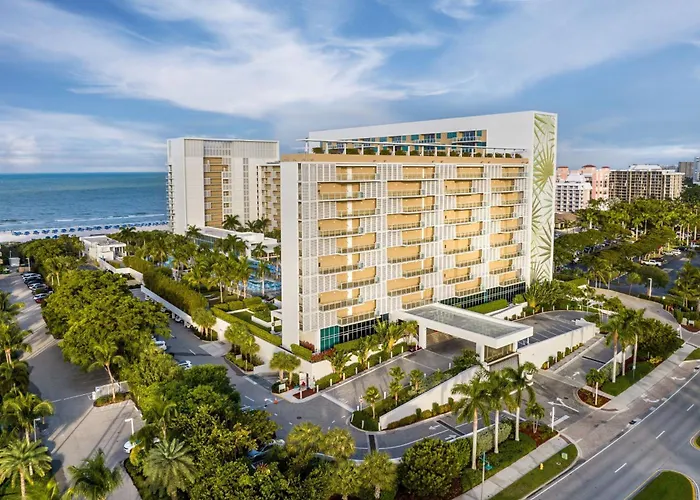 Luxury hotel only: Marriott'S Crystal Shores