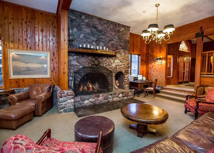 Dog friendly hotels Kandahar Lodge At Whitefish Mountain