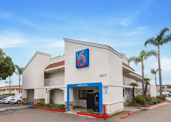 Dog friendly hotels Motel 6-Carlsbad, Ca - East Near Legoland