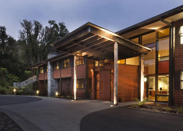 Design hotel Legacy Te Waonui Franz Josef