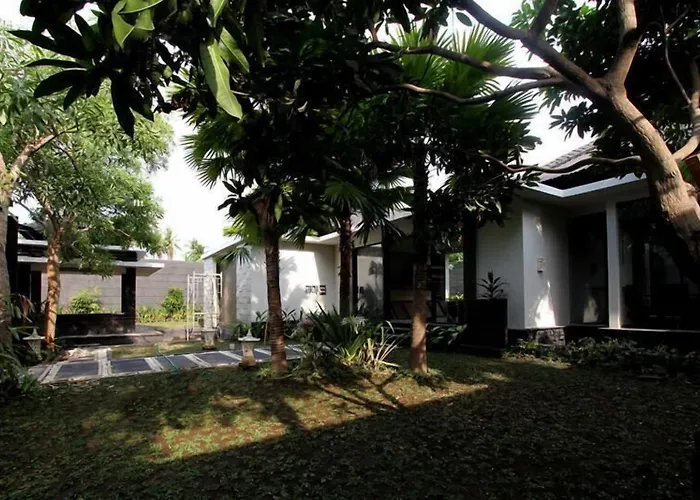 Gino Feruci Villa Lovina By Kagum Hotels