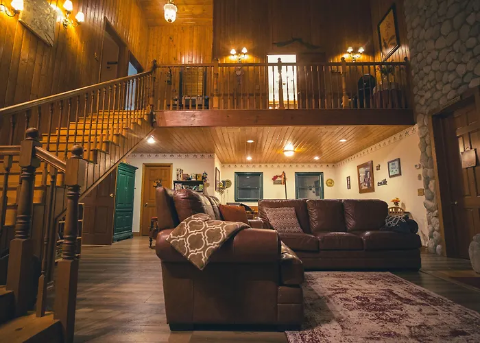 Tucker Peak Lodge