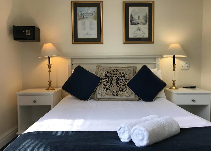 Altona Lodge