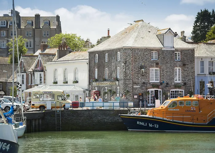 Old Custom House