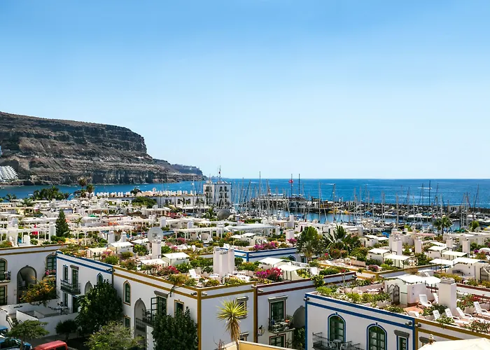 Ferienvermietung: Apartamentos Livvo Puerto De Mogan