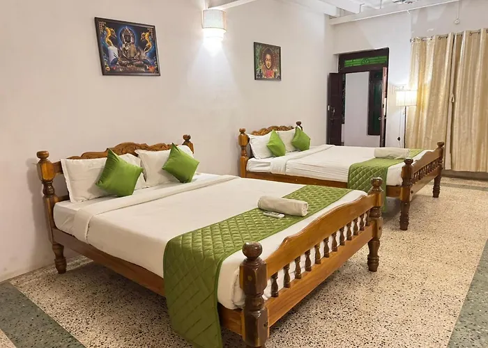 Pet Friendly hotel: La Villa French Heritage - Tie