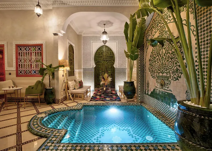 Hotels with pool Riad Arabkech