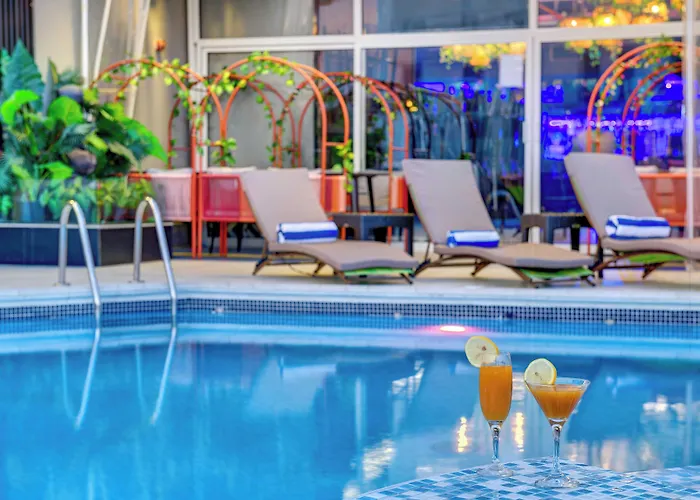 Romantic hotel: Howard Johnson Plaza By Wyndham Dubai Deira