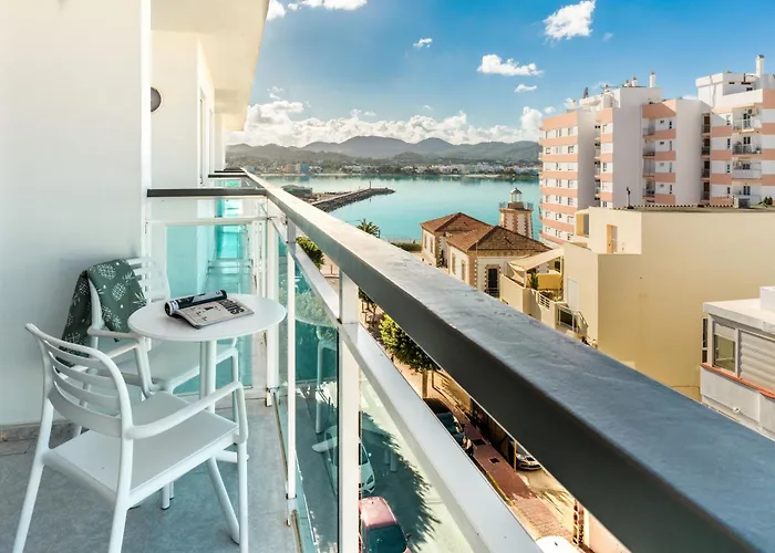 Hotel Apartamentos Vibra Central City - Adults Only