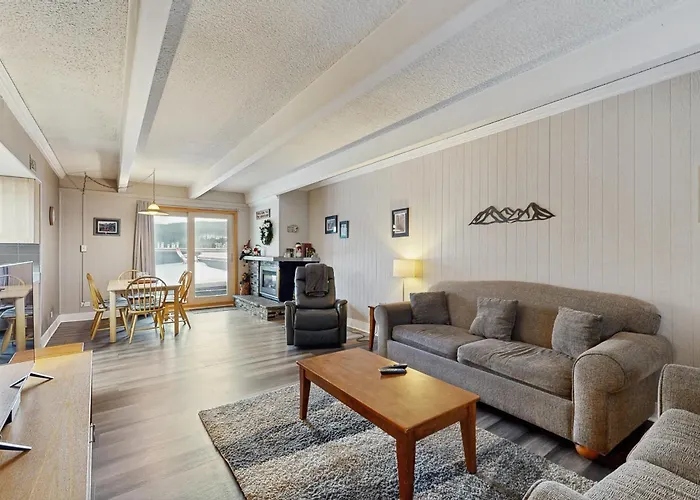 Ski And Racquet Club Condo
