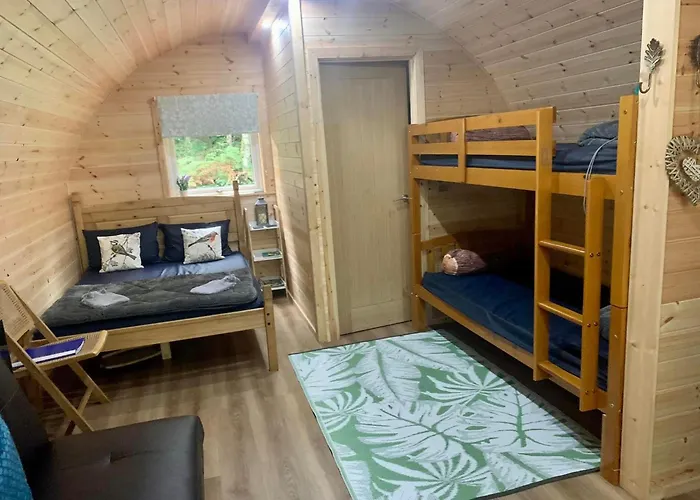 Broomhills Farm River Eco Pods