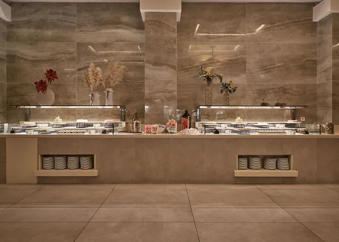 Hotel met uitzicht: Lindos Imperial Resort & Spa (Adults Only)