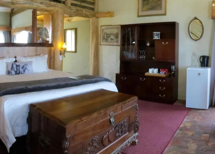 Tniqua Stable Inn