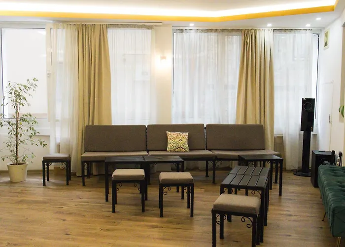 Romantic hotel: Hotel Hayat